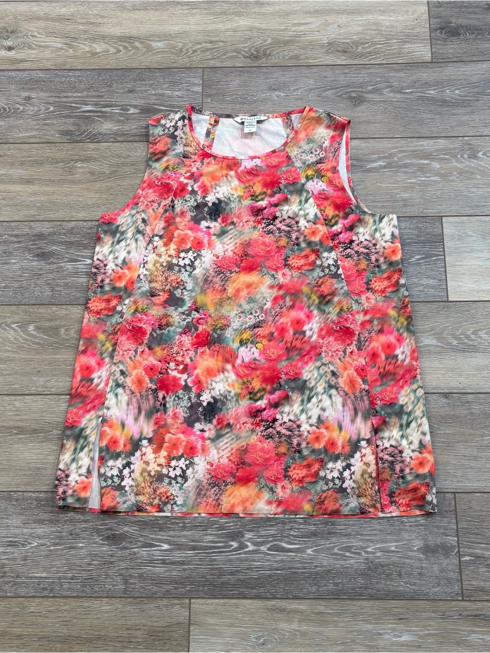 Athleta Refined Zephyr Tank Top Sz M Floral Motion Blur Gym Workout Active Yoga